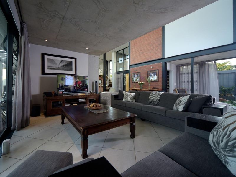 Architectural Masterpiece with Cottage, Dam and Resort-Style Entertaining in Chartwell - Photo 7