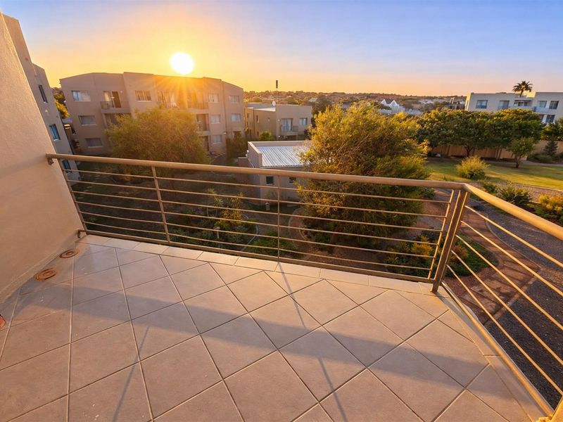 Stunning 2 bedroom unit for long term rent - Photo 2