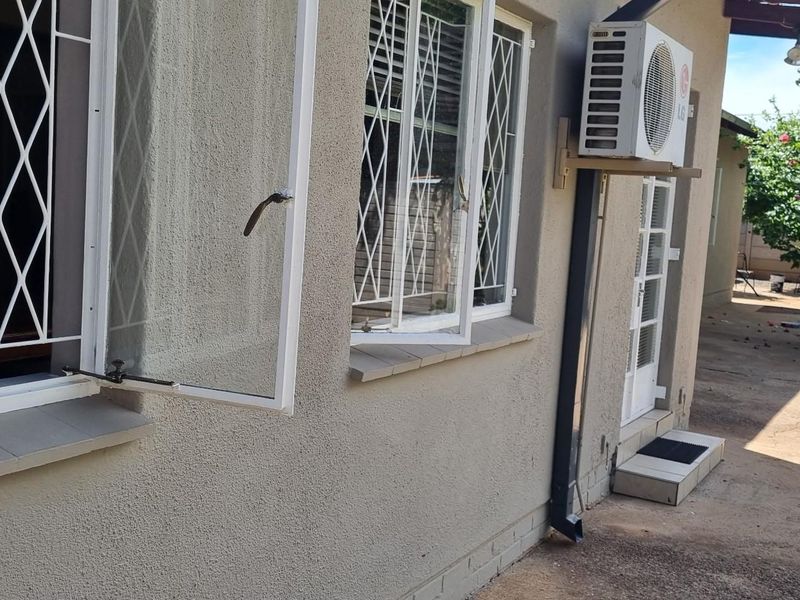 Calling All Investors! Prime Property Near University - Photo 10