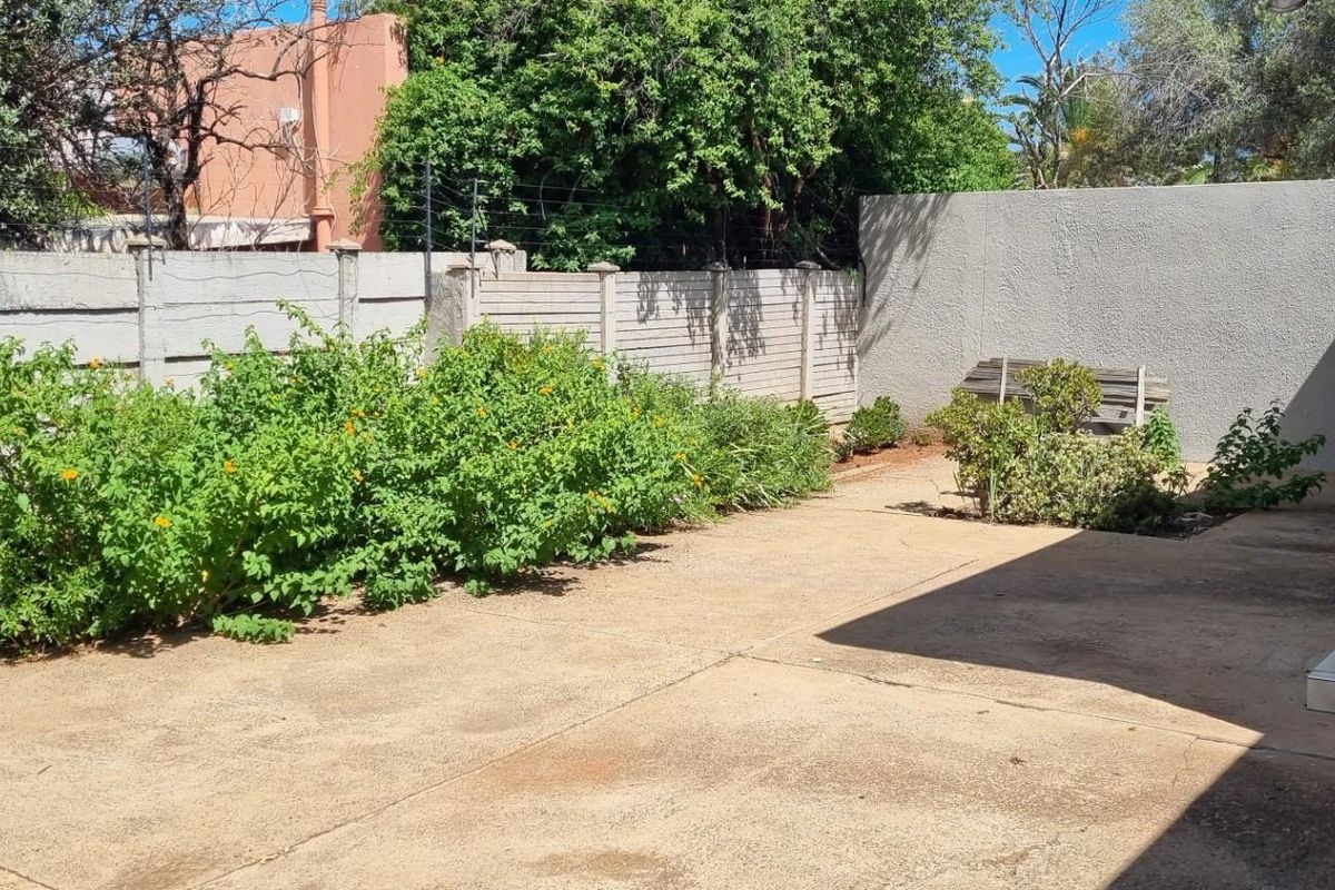 Calling All Investors! Prime Property Near University - Photo 4