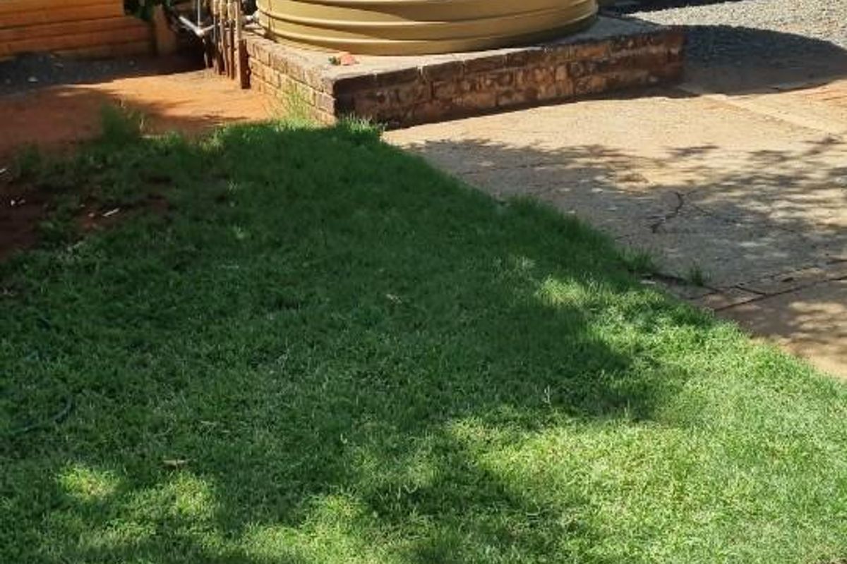 Calling All Investors! Prime Property Near University - Photo 5