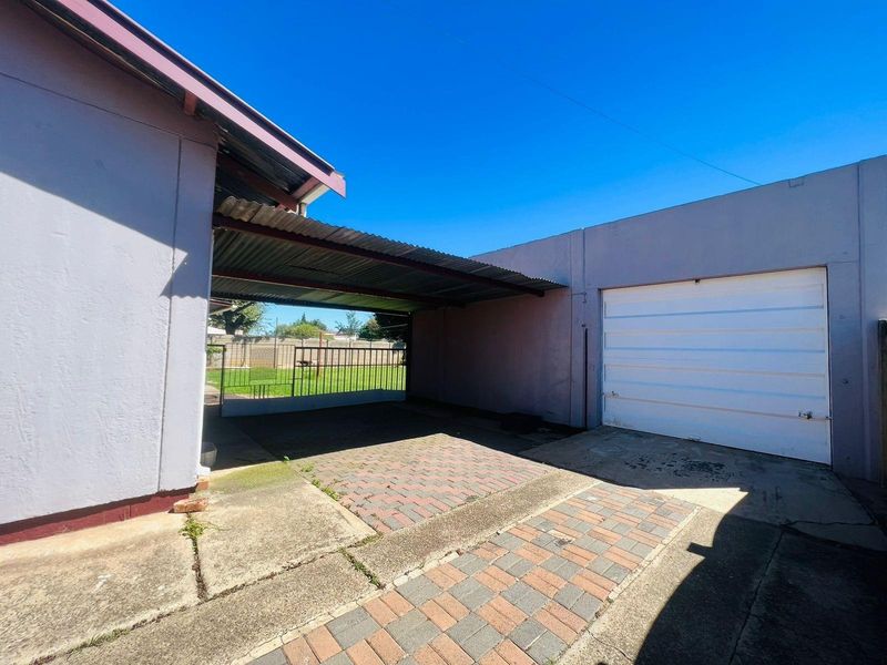 House For Sale in Vanderbijlpark, SE 1 - Photo 6