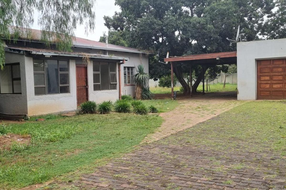 Charming 4-Bedroom Home in Delmas West - Great Investment Opportunity! - Photo 2