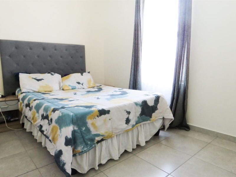 Modern Top-Floor 2-Bedroom Apartment with Balcony - Ideal for Investors and First-Time Buyers - Photo 9