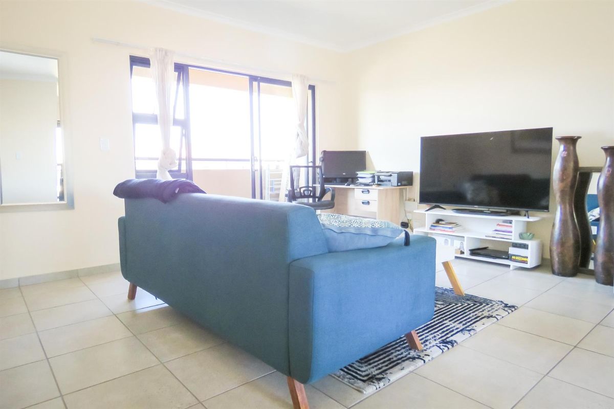 Modern Top-Floor 2-Bedroom Apartment with Balcony - Ideal for Investors and First-Time Buyers - Photo 5