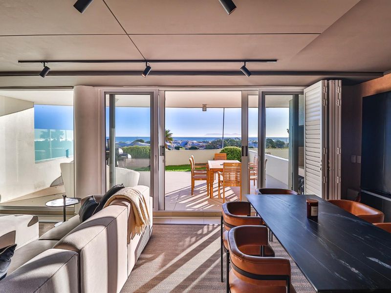 Luxurious, Modern FULLY FURNISHED 2 Bedroom, 2,5 Bathroom Apartment - Beach Road Strand - Photo 2