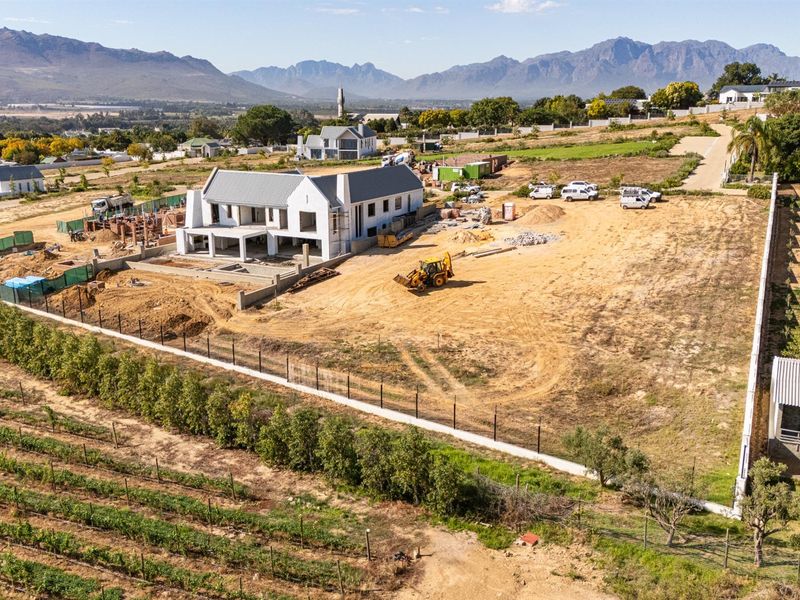 Largest Vacant Land For Sale | Laborie-et-Picardie Estate in Courtrai, Paarl South - Photo 4