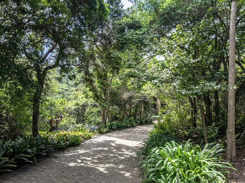 House For Sale in Wilderness Heights, Wilderness - Photo 2