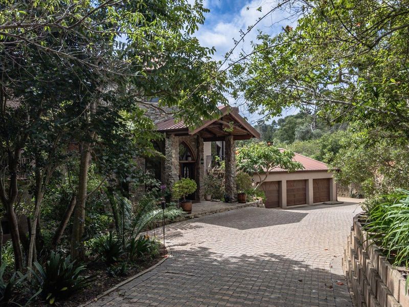 House For Sale in Wilderness Heights, Wilderness - Photo 3