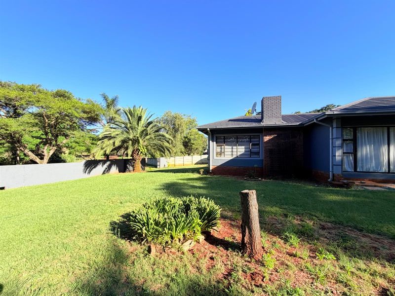 House For Sale in Signal Hill, Newcastle, KwaZulu Natal - Photo 3