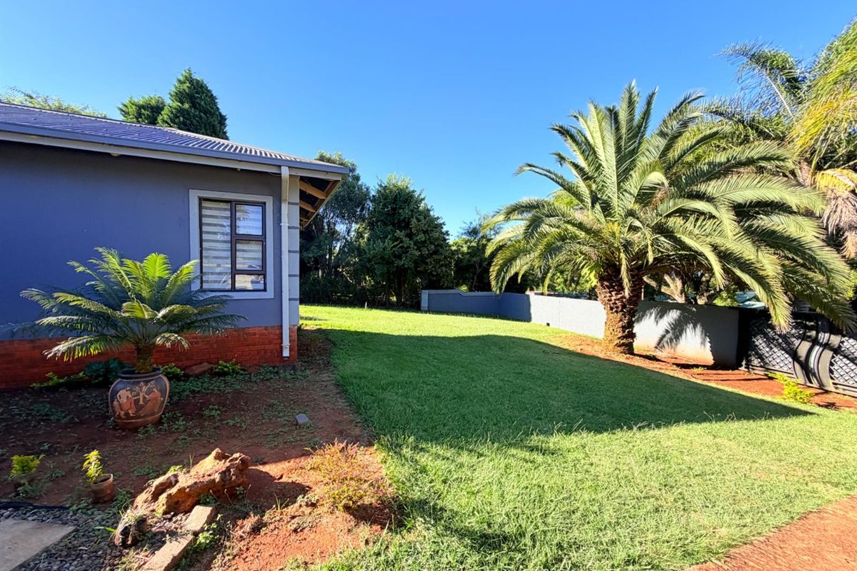 House For Sale in Signal Hill, Newcastle, KwaZulu Natal - Photo 5