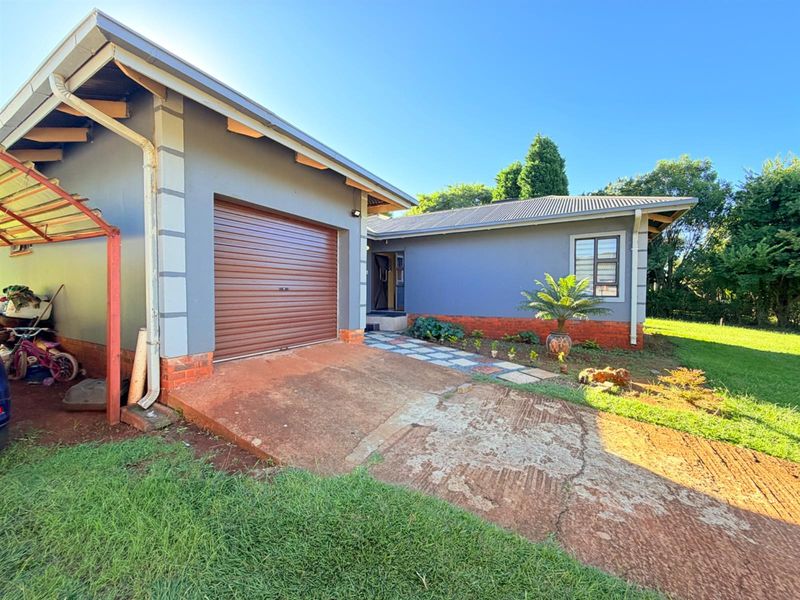 House For Sale in Signal Hill, Newcastle, KwaZulu Natal - Photo 1