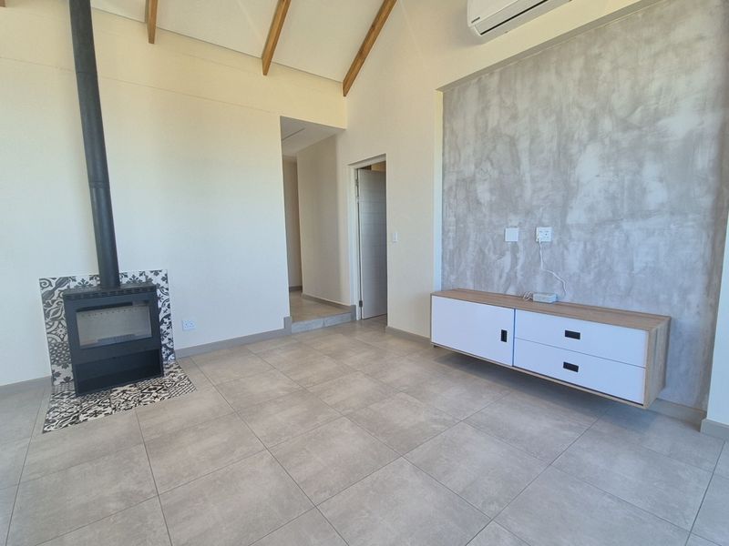 Modern Eco-Smart 3-Bedroom Home for Sale in Helderzicht Eco Estate, Potchefstroom, North West - Photo 10