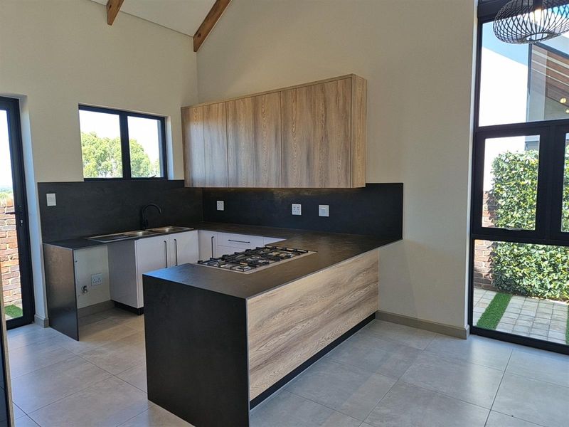 Modern Eco-Smart 3-Bedroom Home for Sale in Helderzicht Eco Estate, Potchefstroom, North West - Photo 7