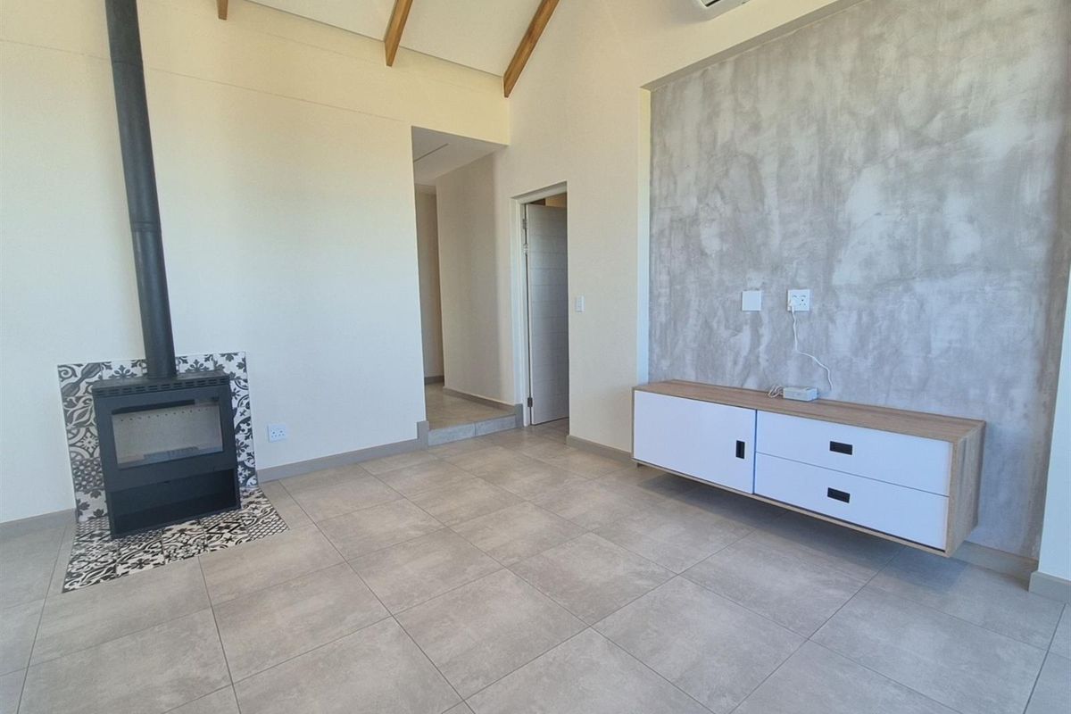 Modern Eco-Smart 3-Bedroom Home for Sale in Helderzicht Eco Estate, Potchefstroom, North West - Photo 5