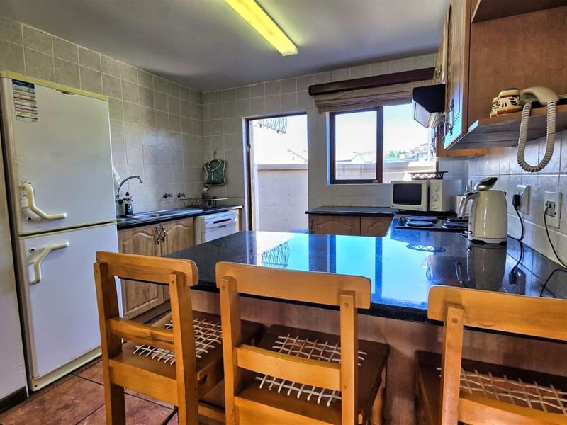 Invest or Move In, 3-Bed Townhouse in Mossel Bay! - Photo 9