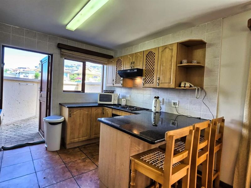 Invest or Move In, 3-Bed Townhouse in Mossel Bay! - Photo 5