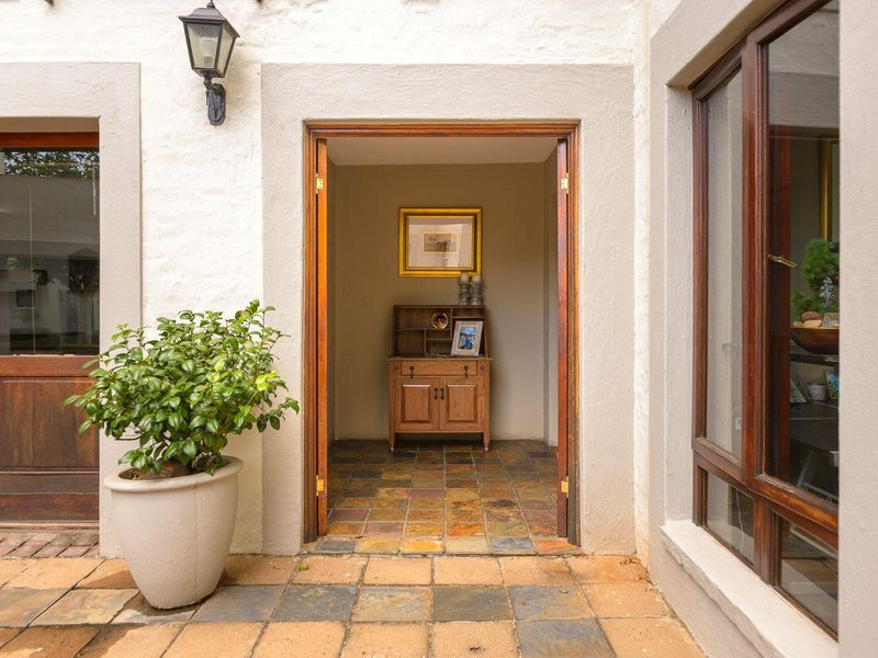 House For Sale in Waterkloof, Pretoria - Photo 4