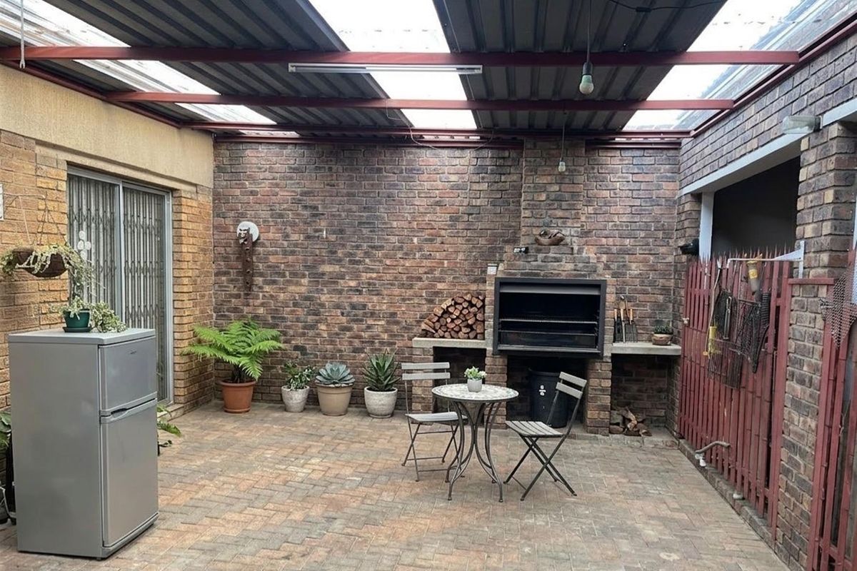 Well Located!!! - Photo 5