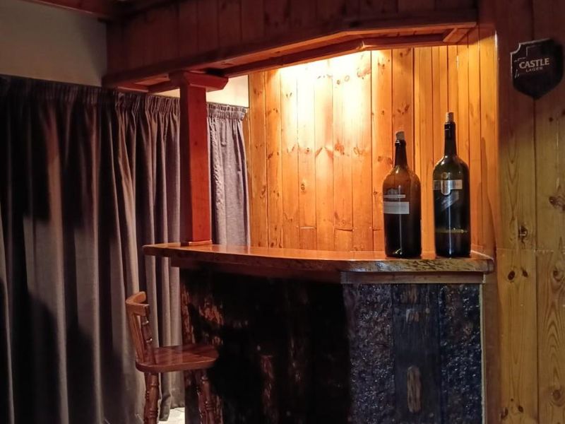 Renovator’s dream in prime Paarl suburb - Photo 6