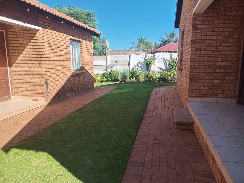 House To Rent in Protea Glen, Soweto - Photo 8