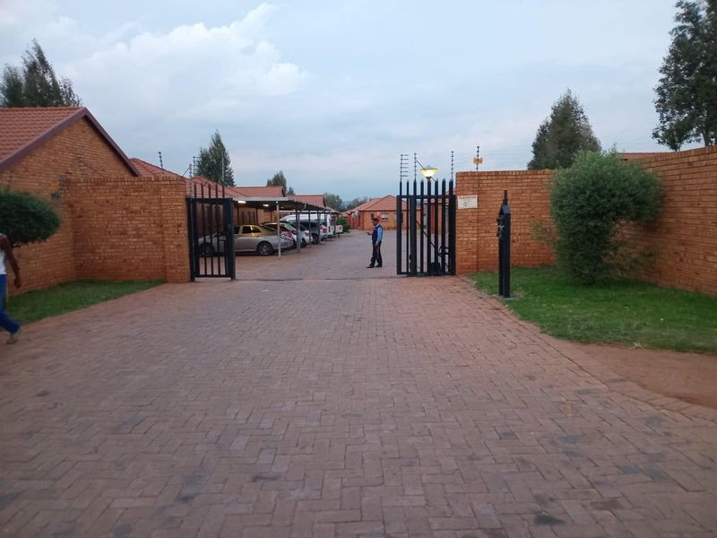 House To Rent in Protea Glen, Soweto - Photo 9