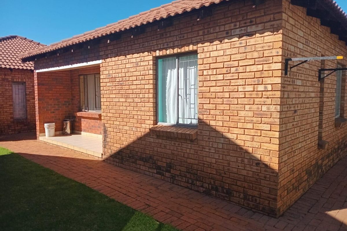 House To Rent in Protea Glen, Soweto - Photo 4