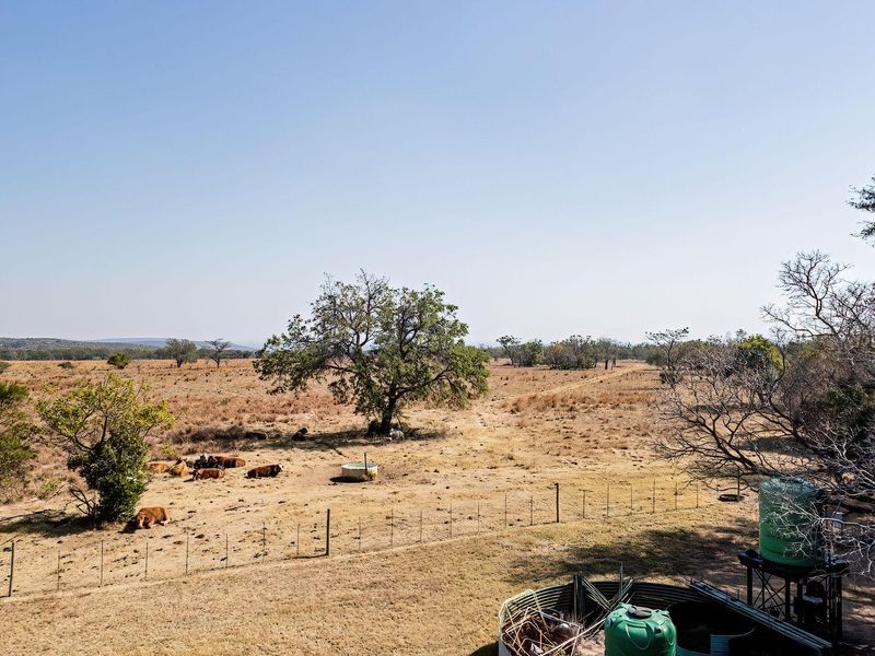 Farm For Sale in Dinokeng Game Reserve, Wonderboom - Photo 4