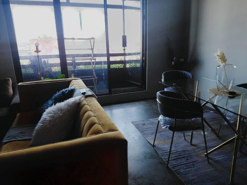 Apartment For Sale in Johannesburg - Photo 9