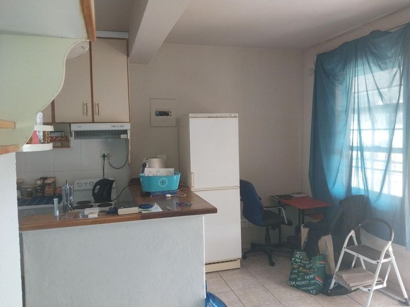 Apartment For Sale in Albertville, Johannesburg - Photo 7