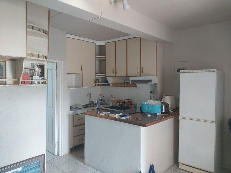Apartment For Sale in Albertville, Johannesburg - Photo 1