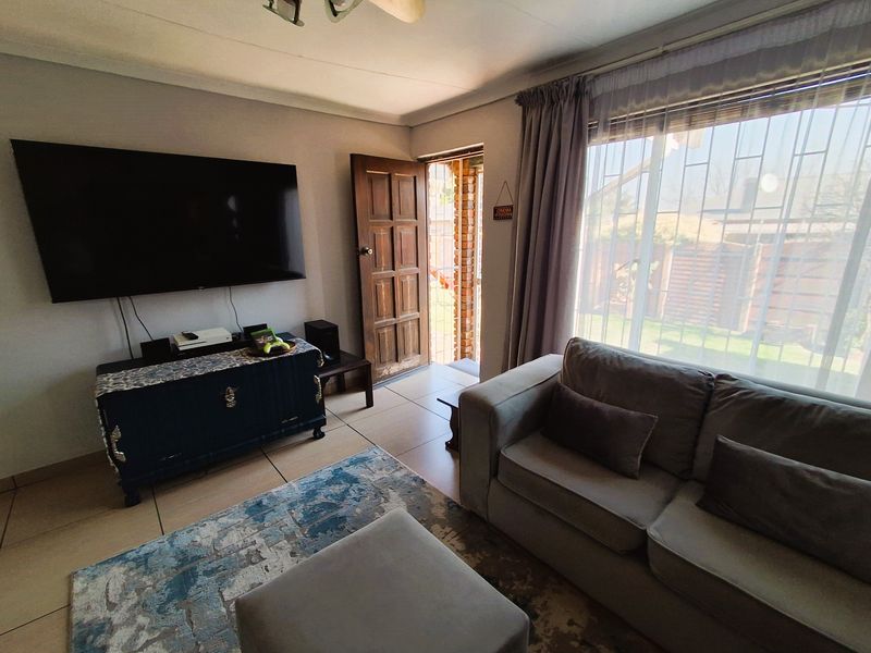 House For Sale in Kempton Park Ext 2, Kempton Park - Photo 4