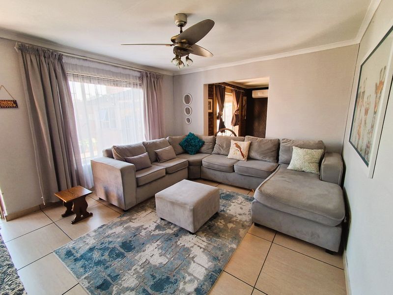 House For Sale in Kempton Park Ext 2, Kempton Park - Photo 3