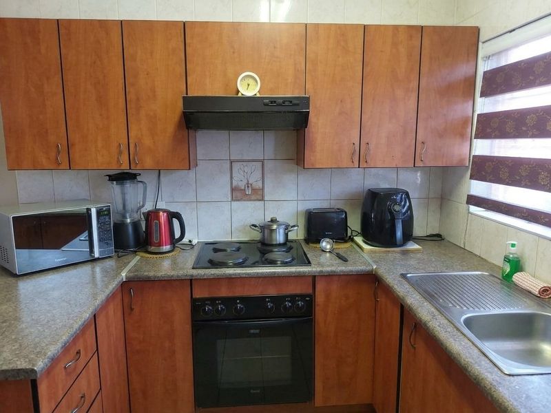 Apartment For Sale in Edleen, Kempton Park - Photo 3