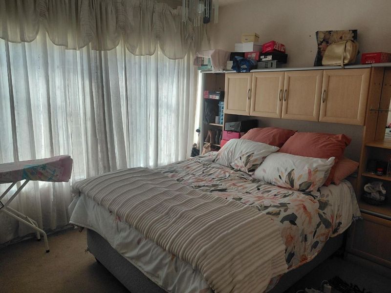 Apartment For Sale in Edleen, Kempton Park - Photo 5