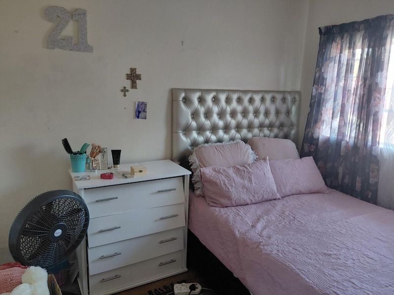 Apartment For Sale in Edleen, Kempton Park - Photo 4
