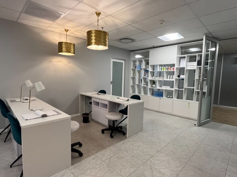 SPA -  Fully Equipped Beauty Salon for sale in Pinelands - Photo 3