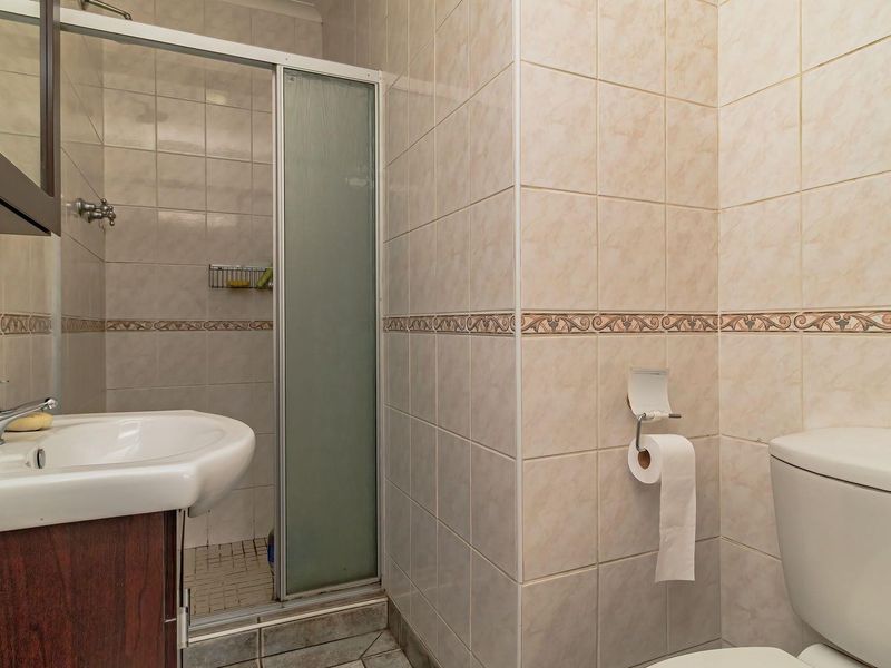 House For Sale in Dal Fouche, Springs - Photo 4