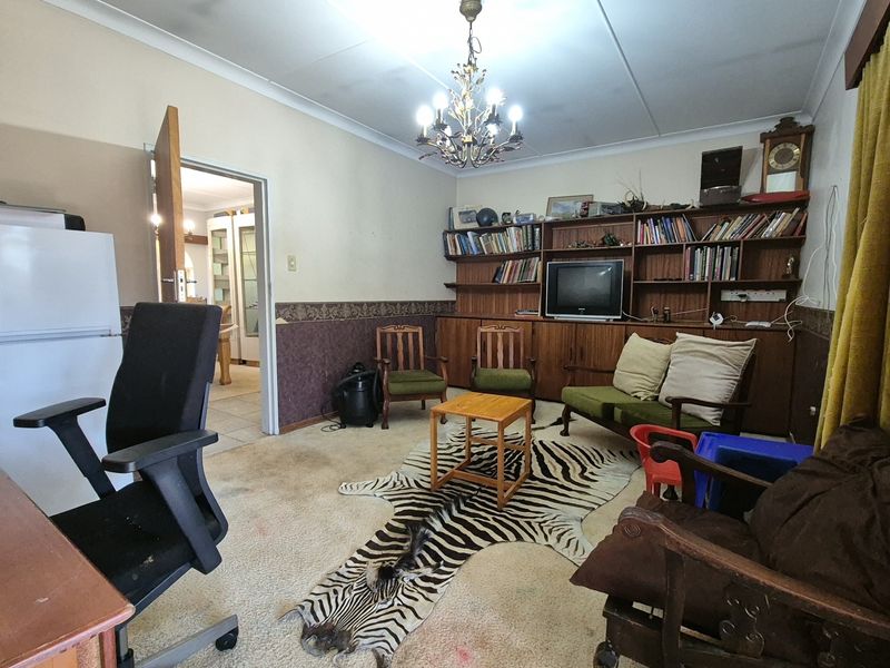 House For Sale in Potchefstroom Central, Potchefstroom, North West - Photo 8