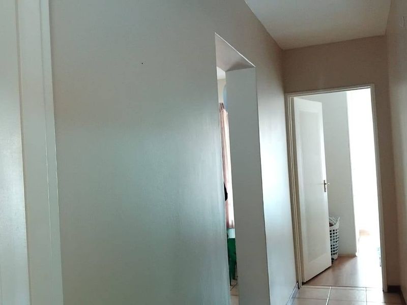 Apartment For Sale in Vorna Valley, Midrand - Photo 9
