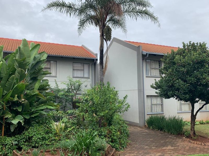 Apartment To Rent in Die Hoewes, Centurion - Photo 1