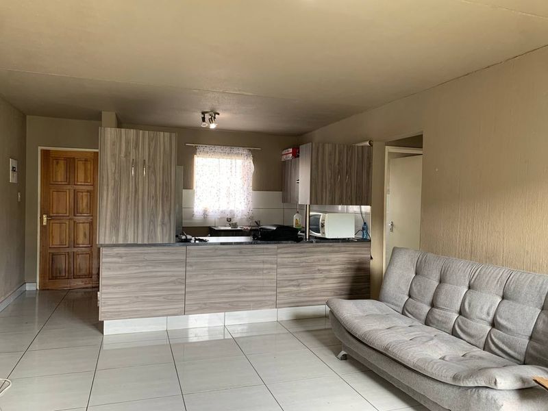 Apartment To Rent in Die Hoewes, Centurion - Photo 8