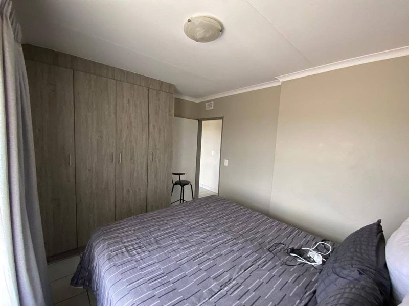 Apartment For Sale in Heuweloord, Centurion - Photo 4