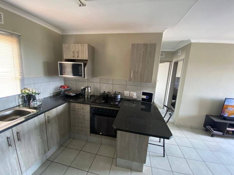 Apartment For Sale in Heuweloord, Centurion - Photo 9