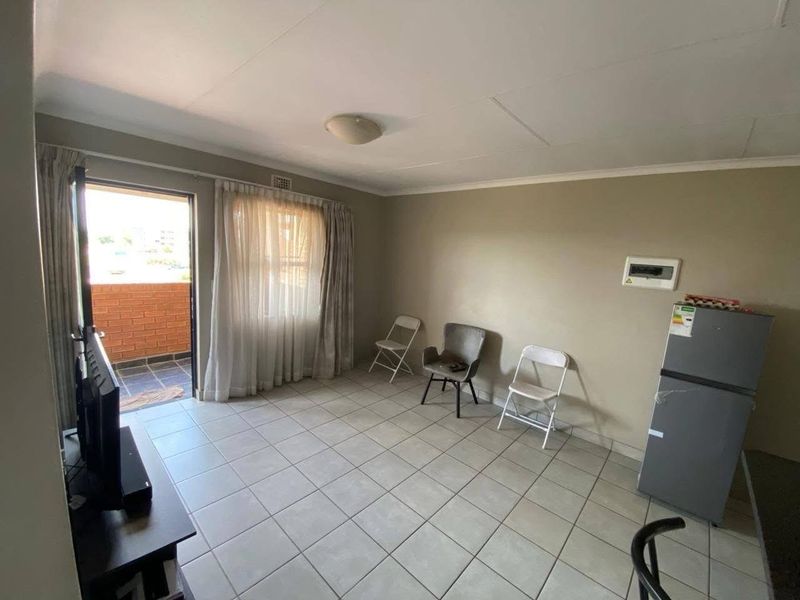 Apartment For Sale in Heuweloord, Centurion - Photo 5