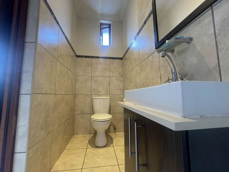 Apartment For Sale in Pretoriuspark, Pretoria - Photo 7