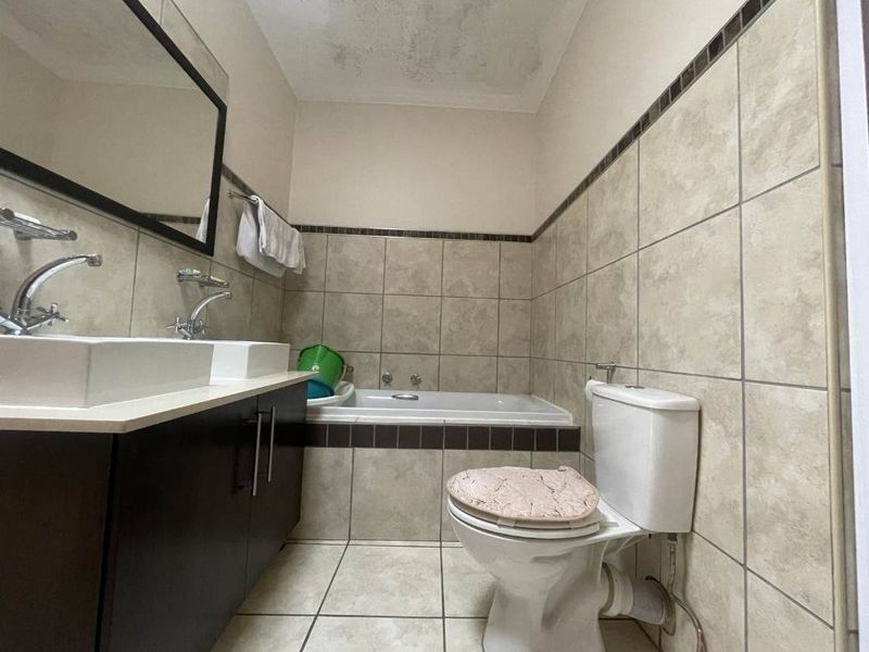 Apartment For Sale in Pretoriuspark, Pretoria - Photo 9