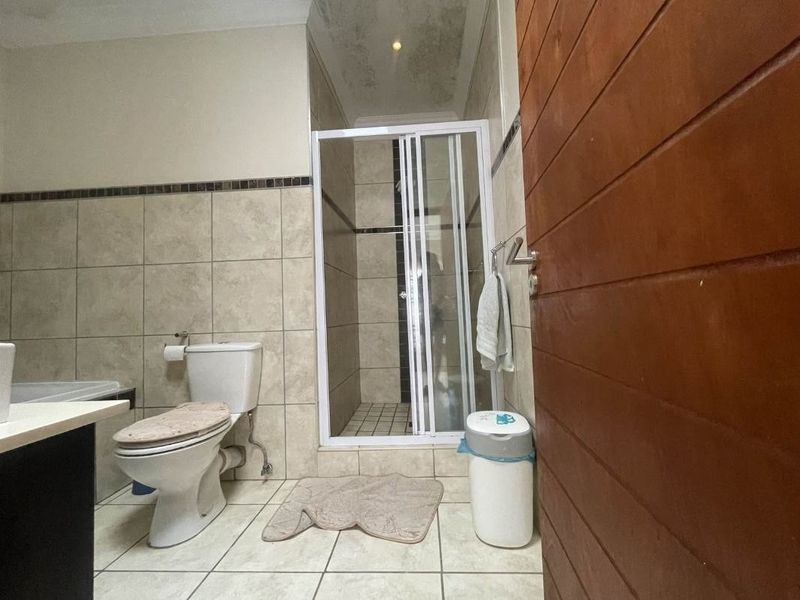 Apartment For Sale in Pretoriuspark, Pretoria - Photo 3