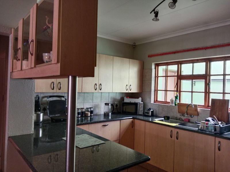 Cottage in Heidelberg Central - Photo 3