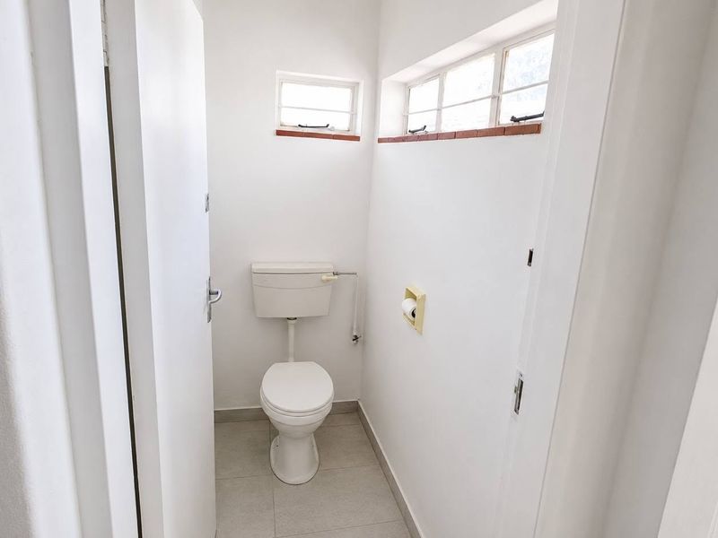 House For Sale in Highlands North, Johannesburg - Photo 10